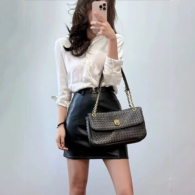 bottega veneta madison intrecciato leather flap chain shoulder bag #876648